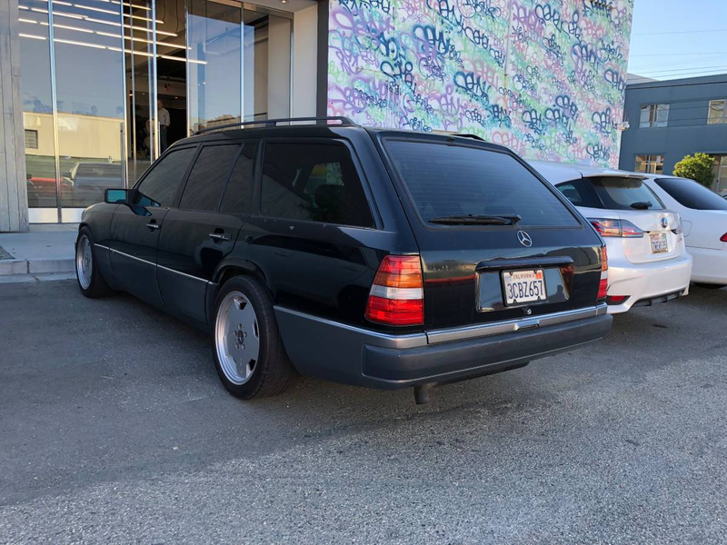 Illustration for article titled At $4,000, Could This 1992 Mercedes 300TE Be Your Long Term Longroof?